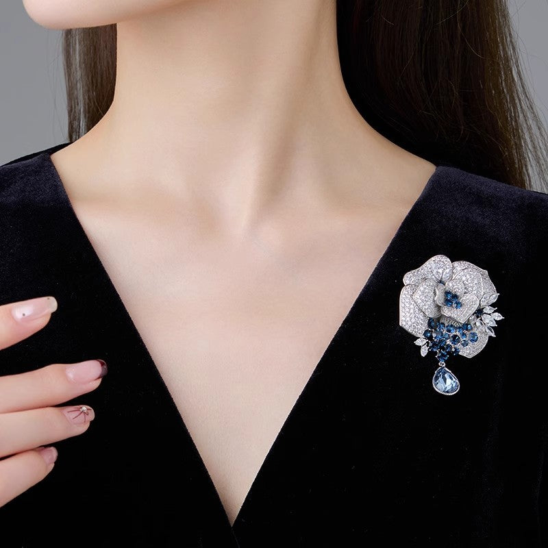 Rose brooch