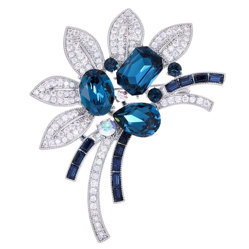 Broche de cristal de cinco hojas