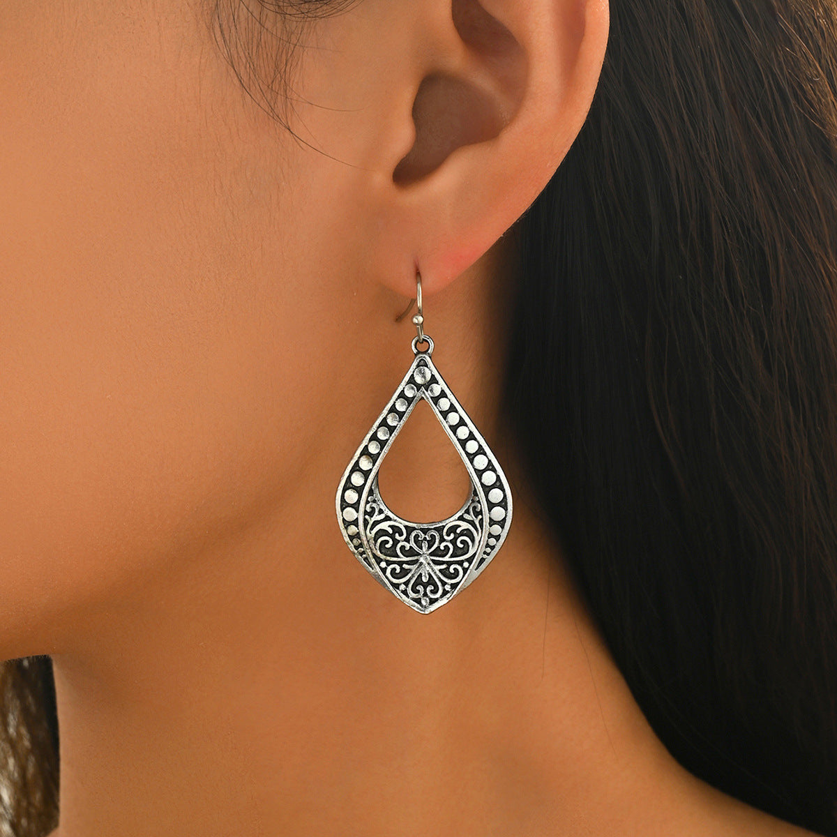 Vintage openwork silver earrings