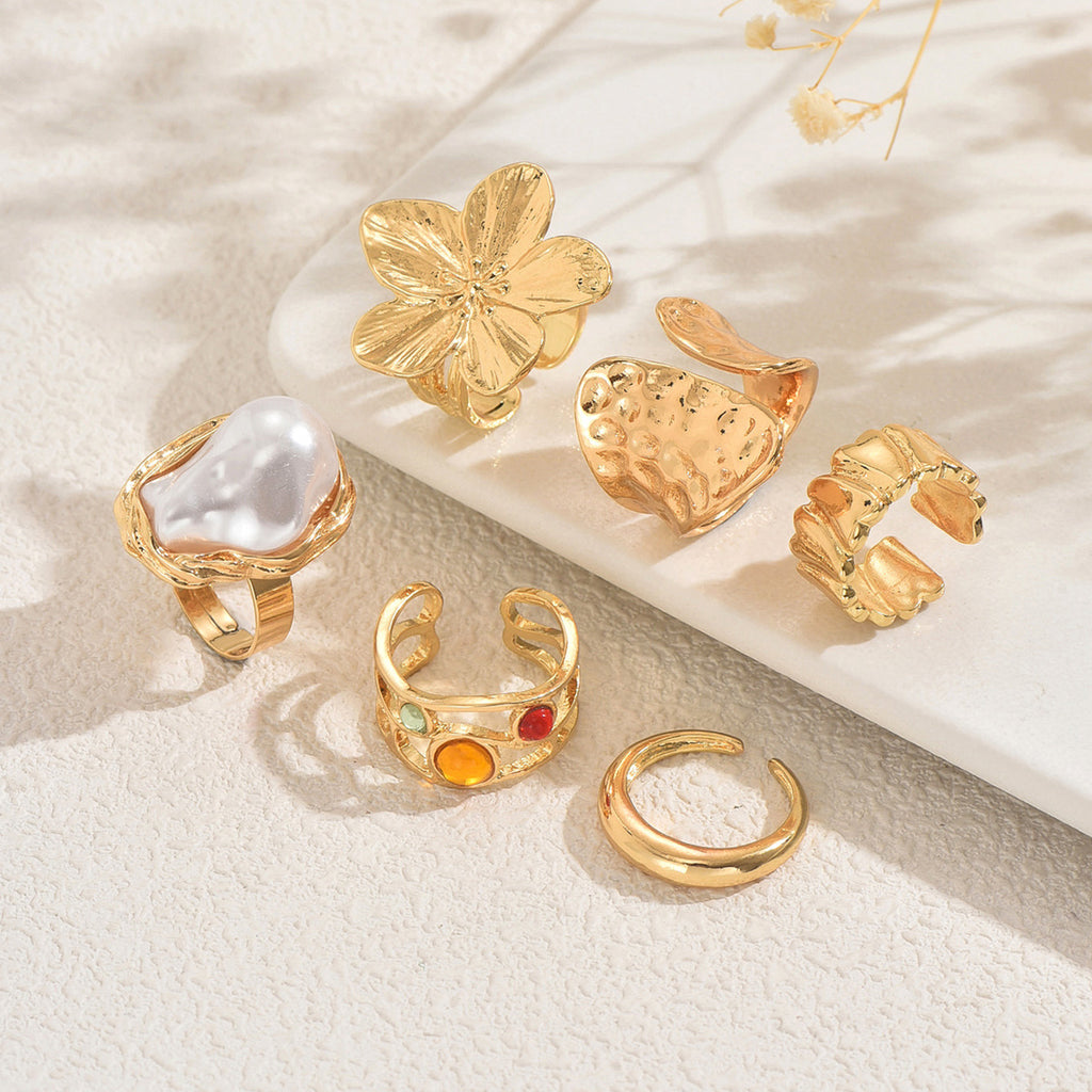 An irregularly shaped set of rings