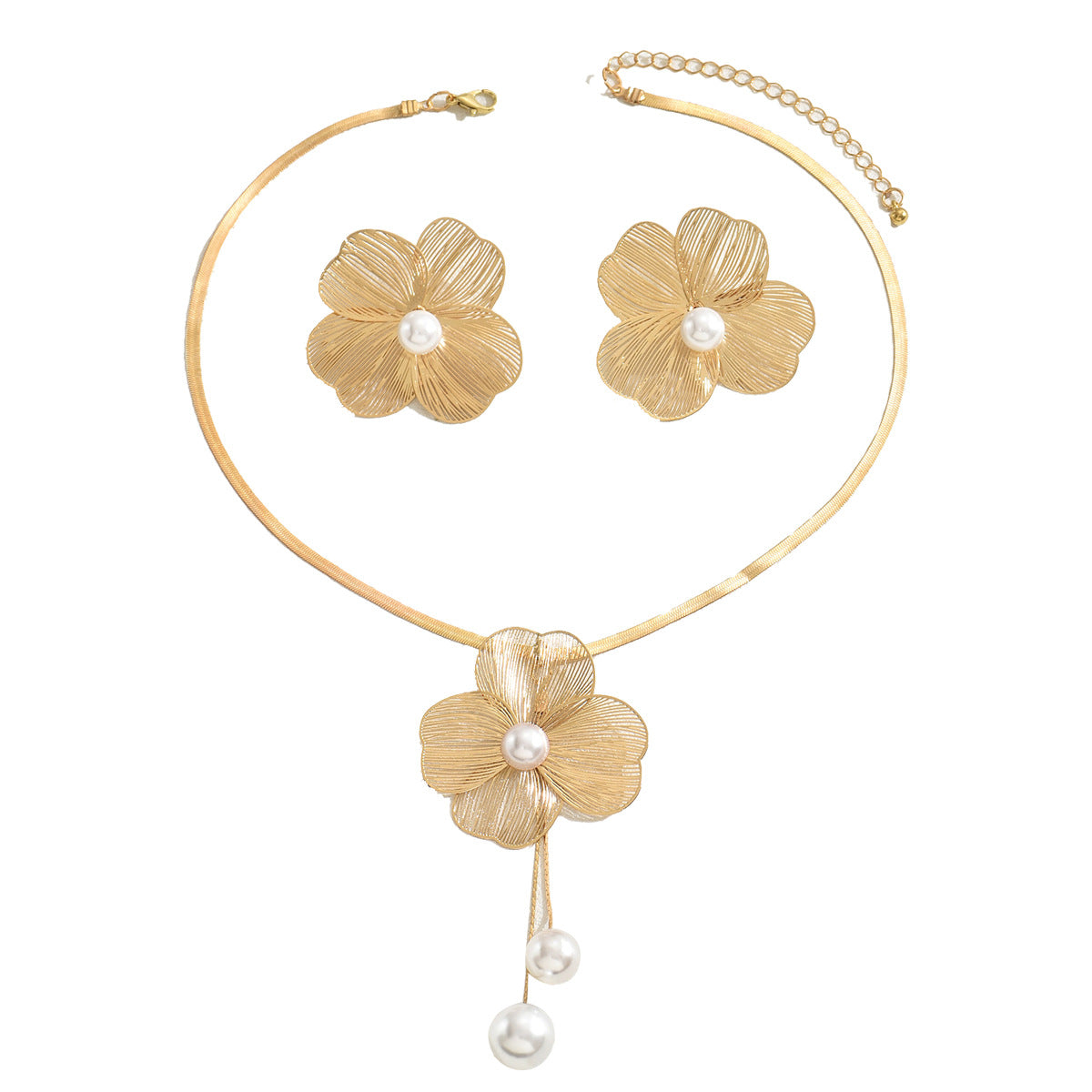 Flower and pearl necklace and earring set
