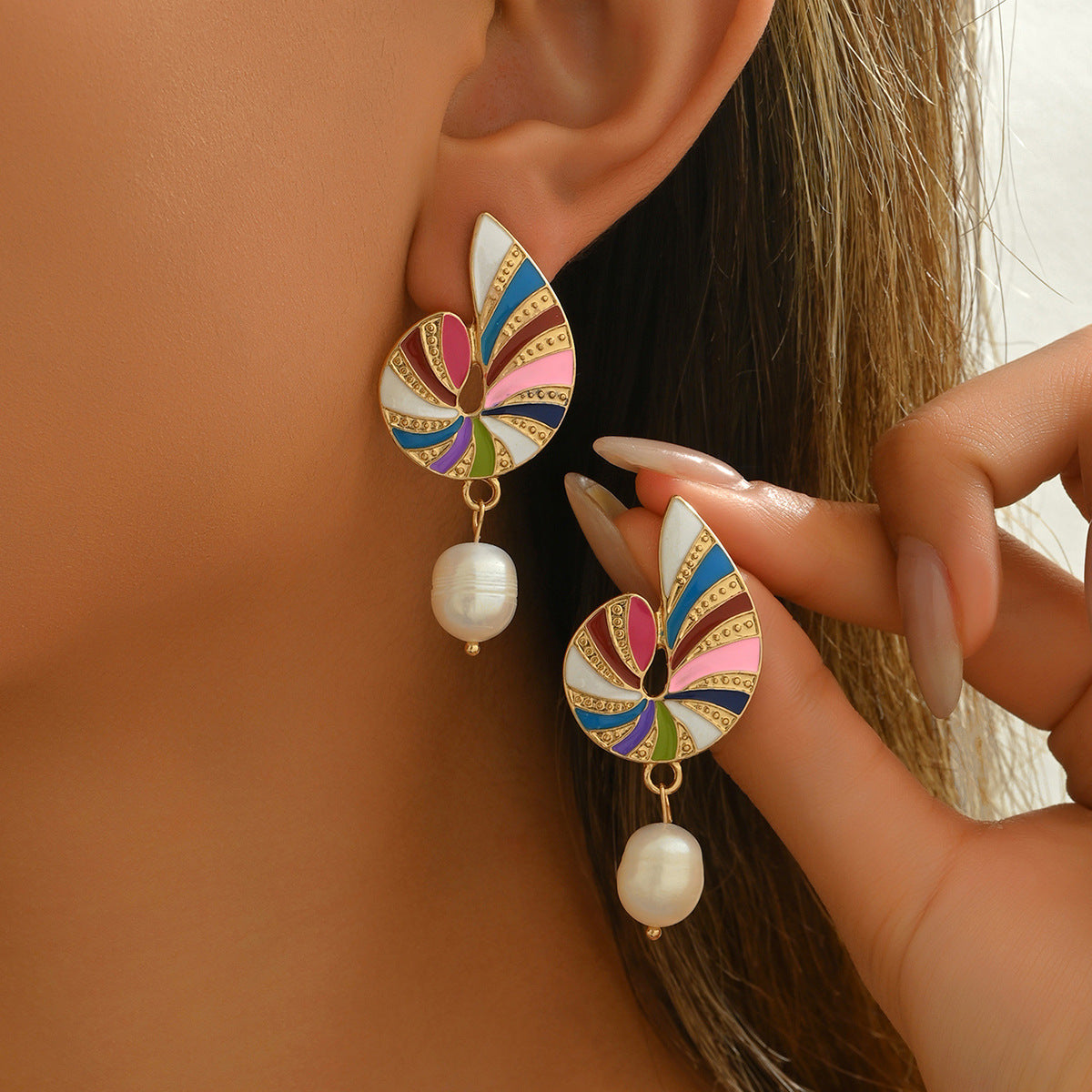 Colorful Shell and Pearl Elegant Earrings
