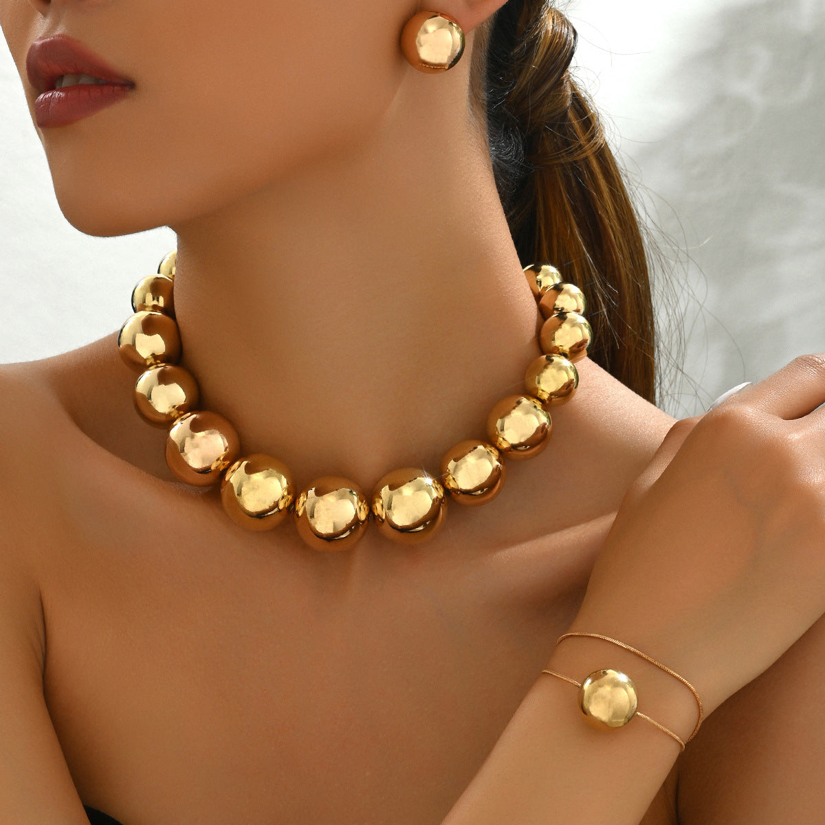 Fashionable OL bracelet, necklace, earrings, and light luxury spherical set