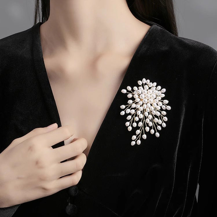 Pearl brooch