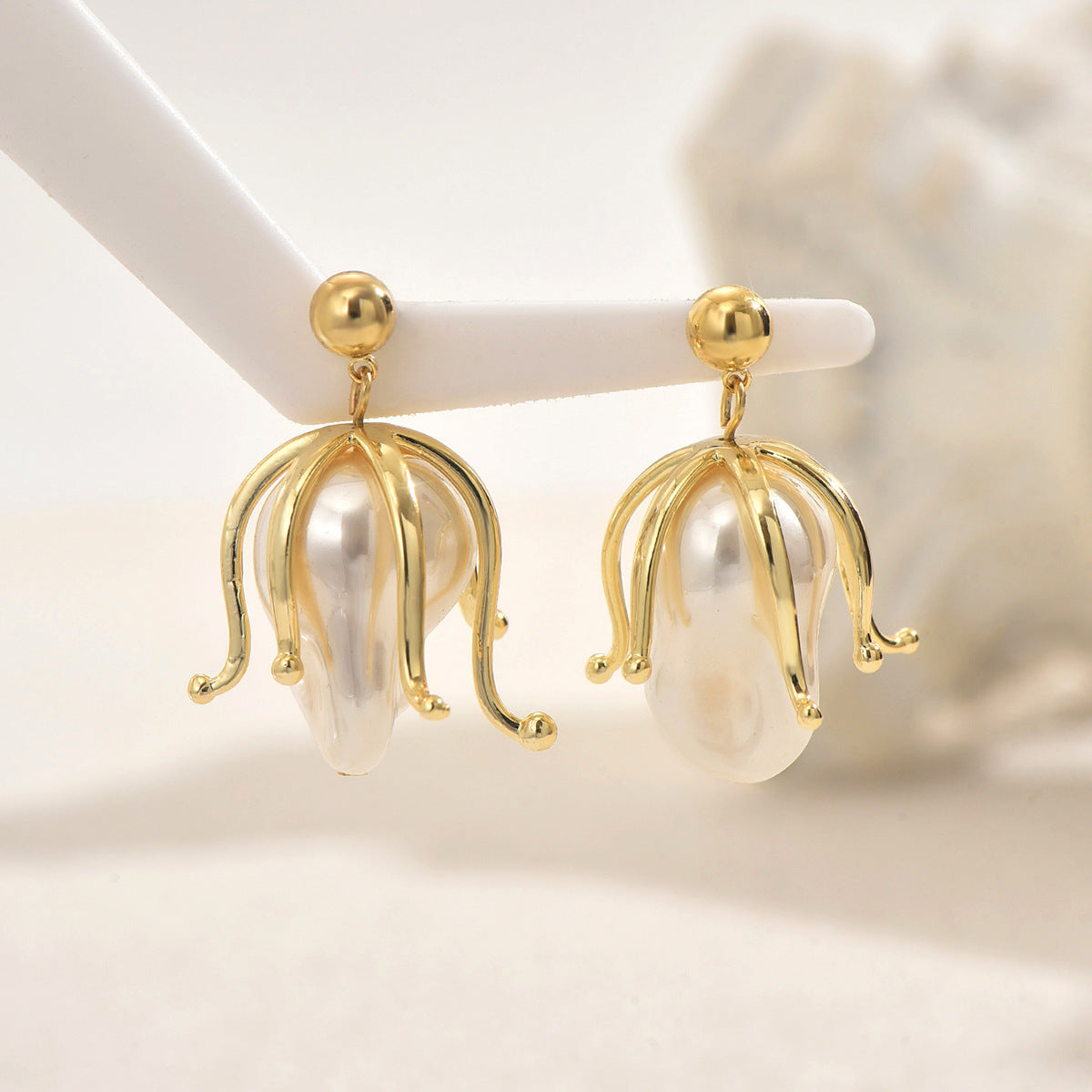 Niche Baroque Pearl High-End Earrings