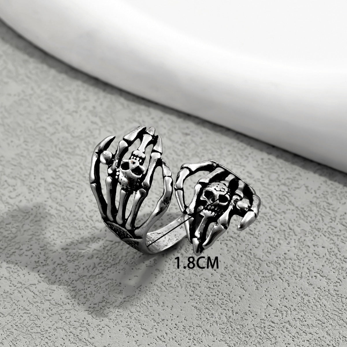 Fashionable retro open ring