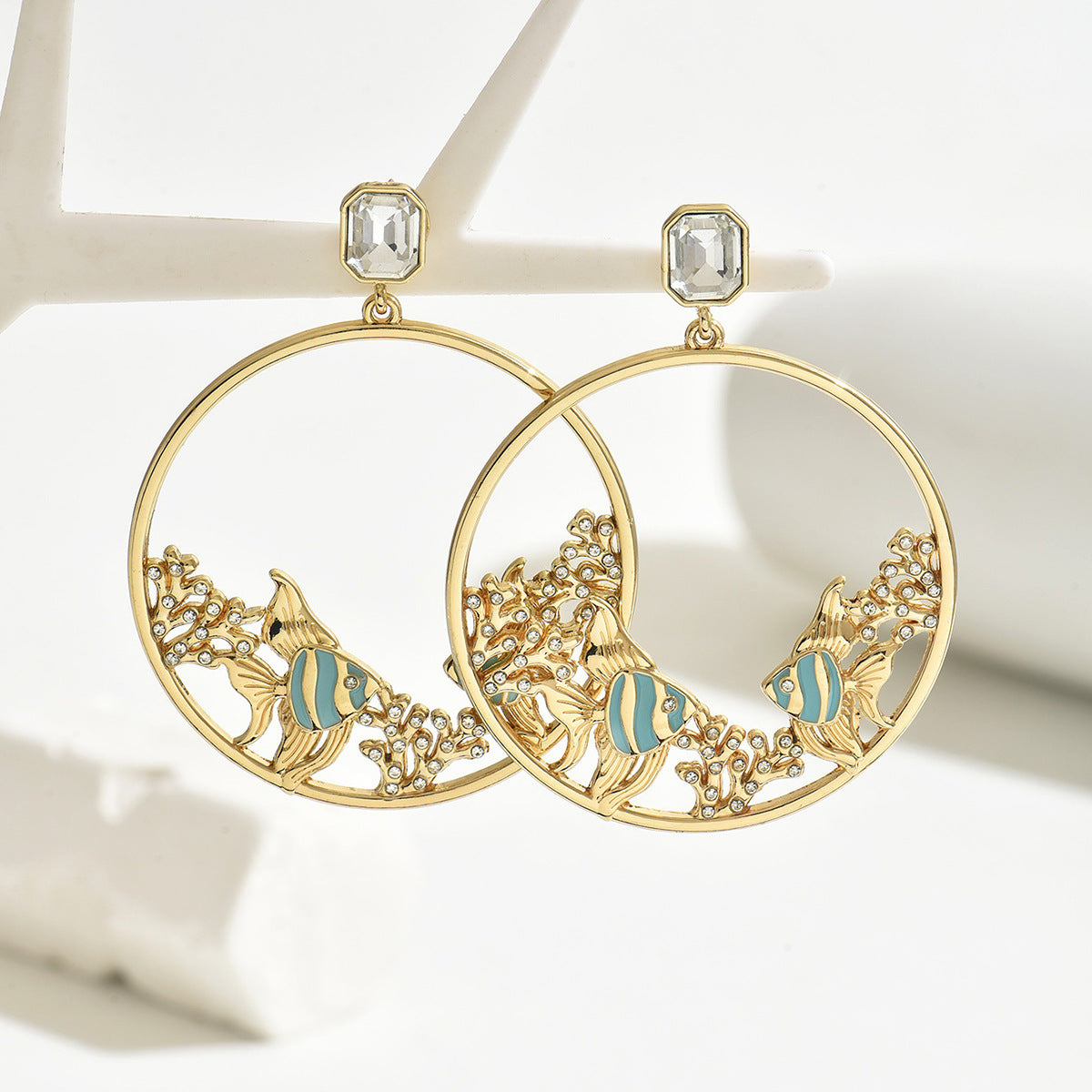Stylish fish-shaped 18k gold-plated earrings