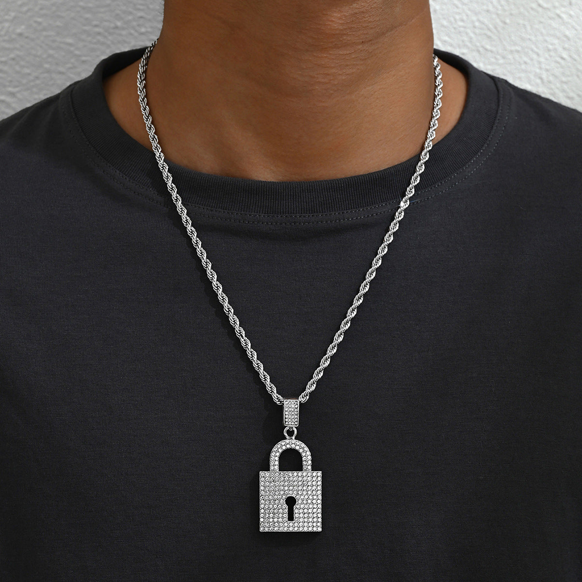 Cuban necklace with diamond pendant