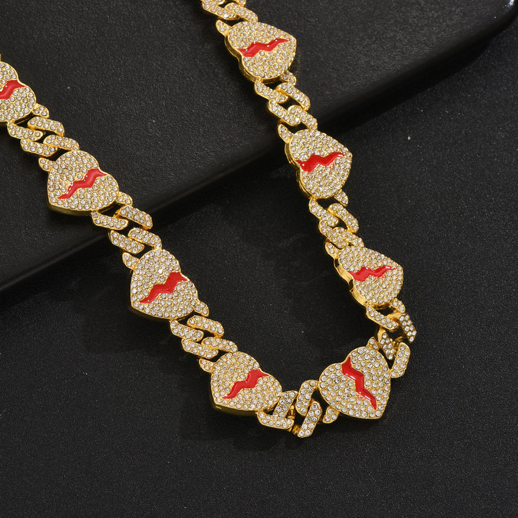 Retro heart-shaped Cuban men's collarbone chain