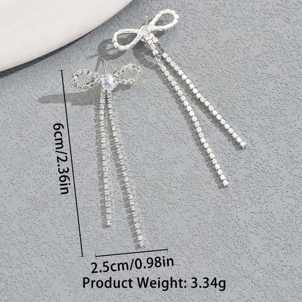 Simple and elegant bow-shaped earrings