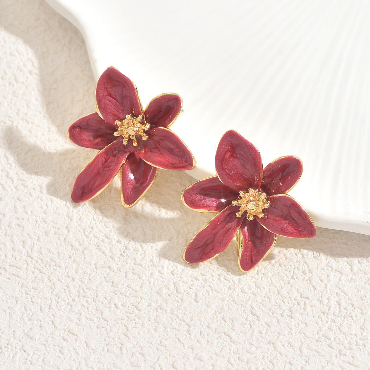 Delicate floral earrings, 18k gold plated high-end earrings