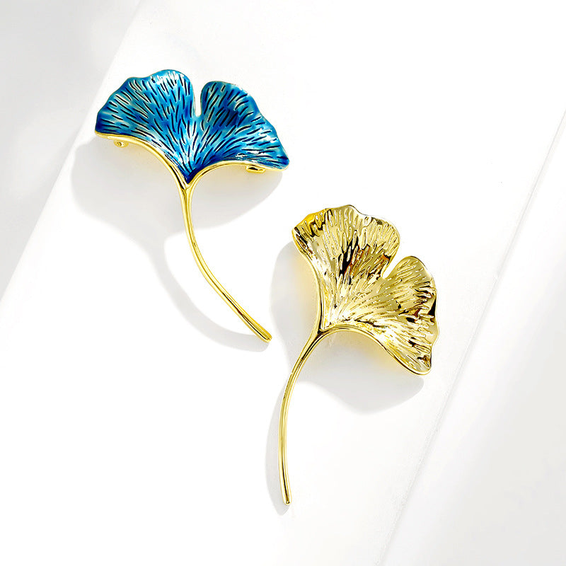 Ginkgo leaf brooch