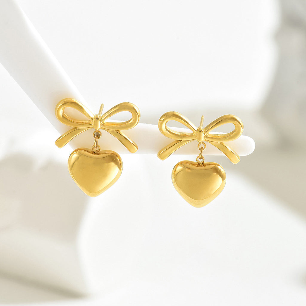 Simple heart-shaped earrings