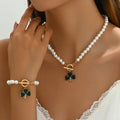 Heart-shaped four-leaf clover necklace and bracelet set
