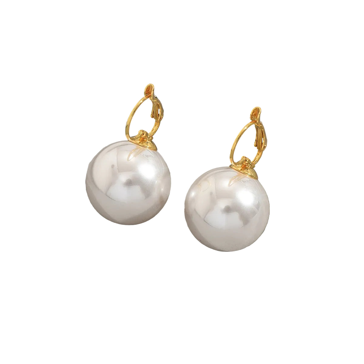 Simple pearl-set earrings