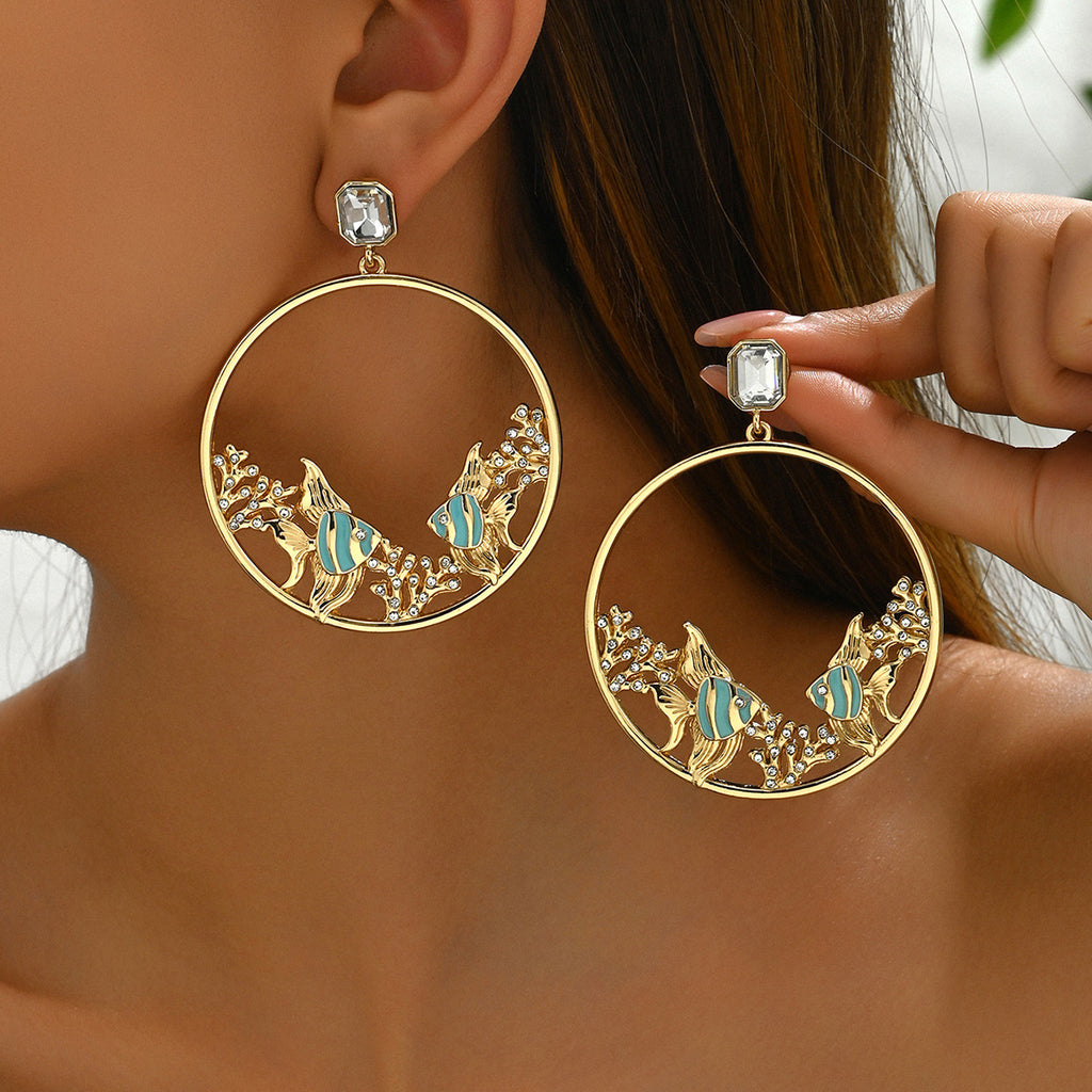 Stylish fish-shaped 18k gold-plated earrings