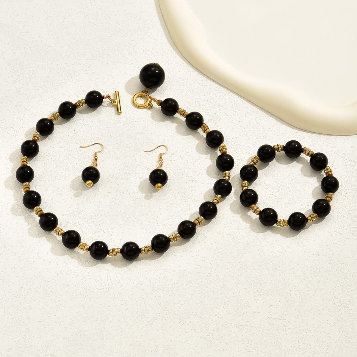 Mother-of-pearl earrings, necklace, and bracelet set