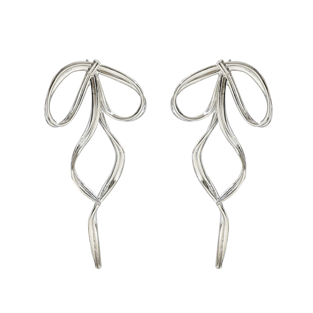 Sweet and preppy high-end earrings