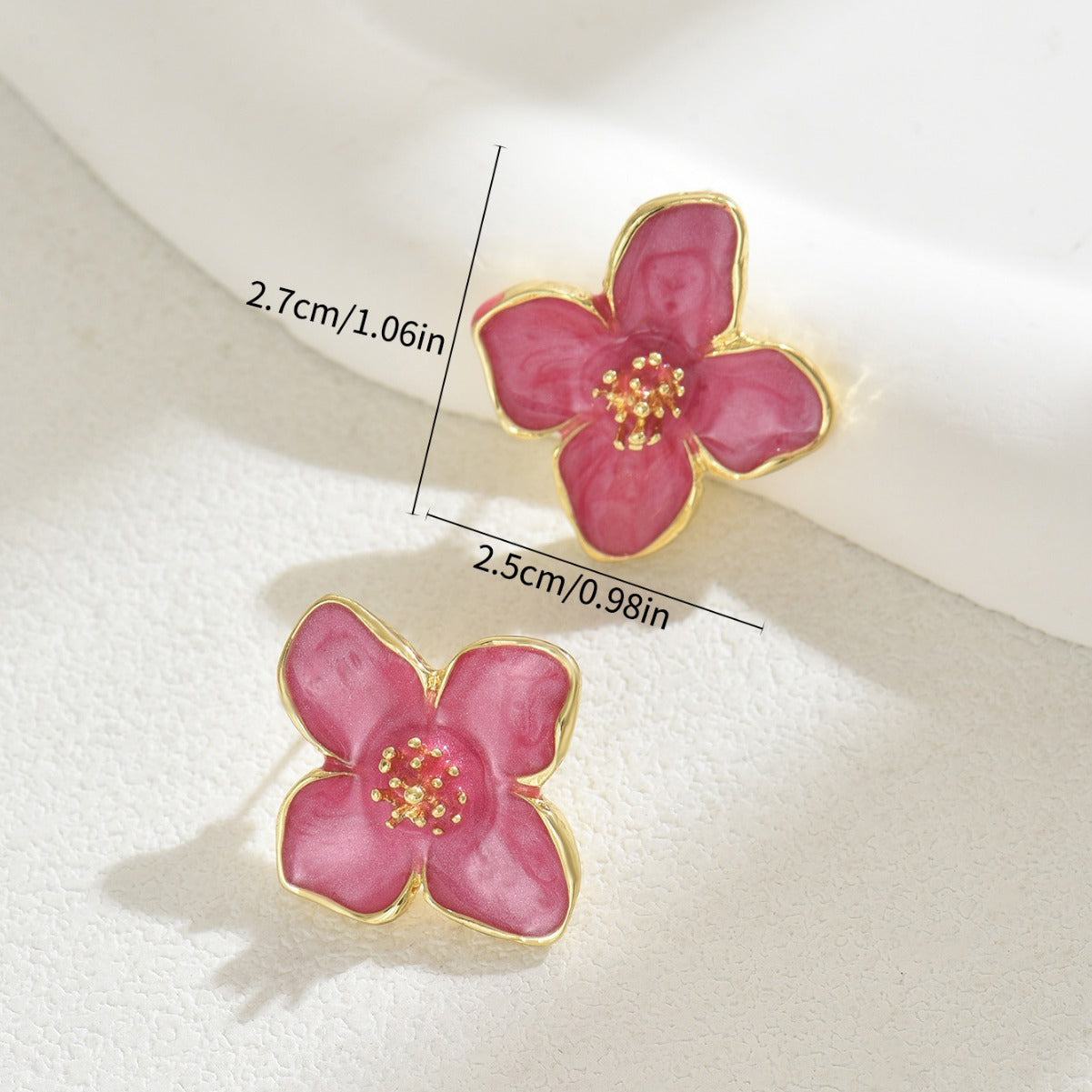 Sweet and elegant flower earrings