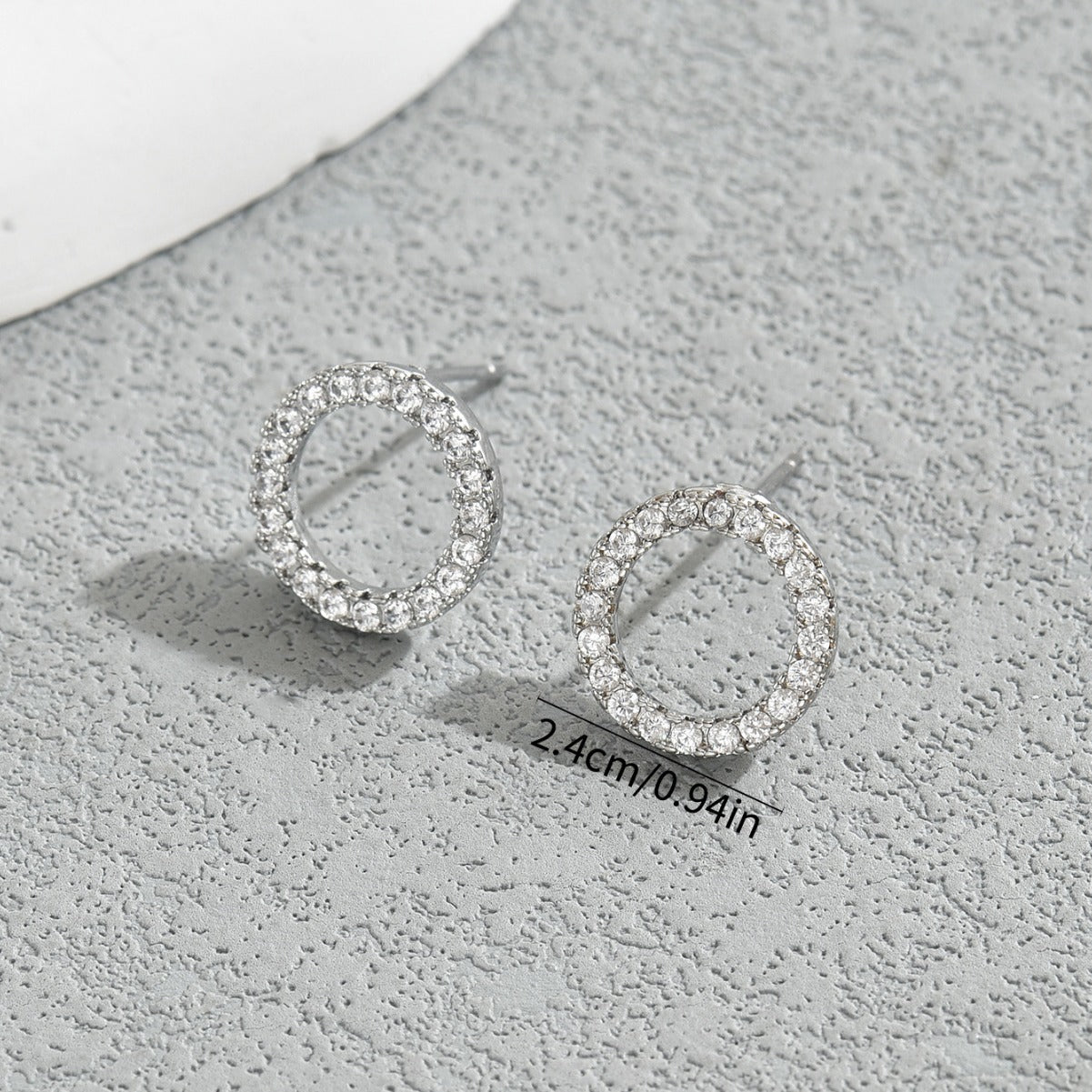 Geometric inlaid zircon, high-end earrings