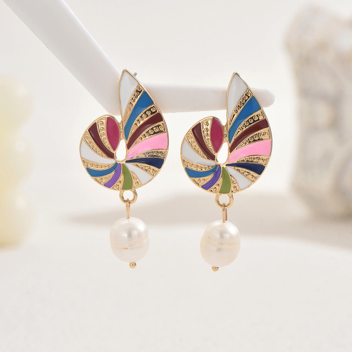 Colorful Shell and Pearl Elegant Earrings