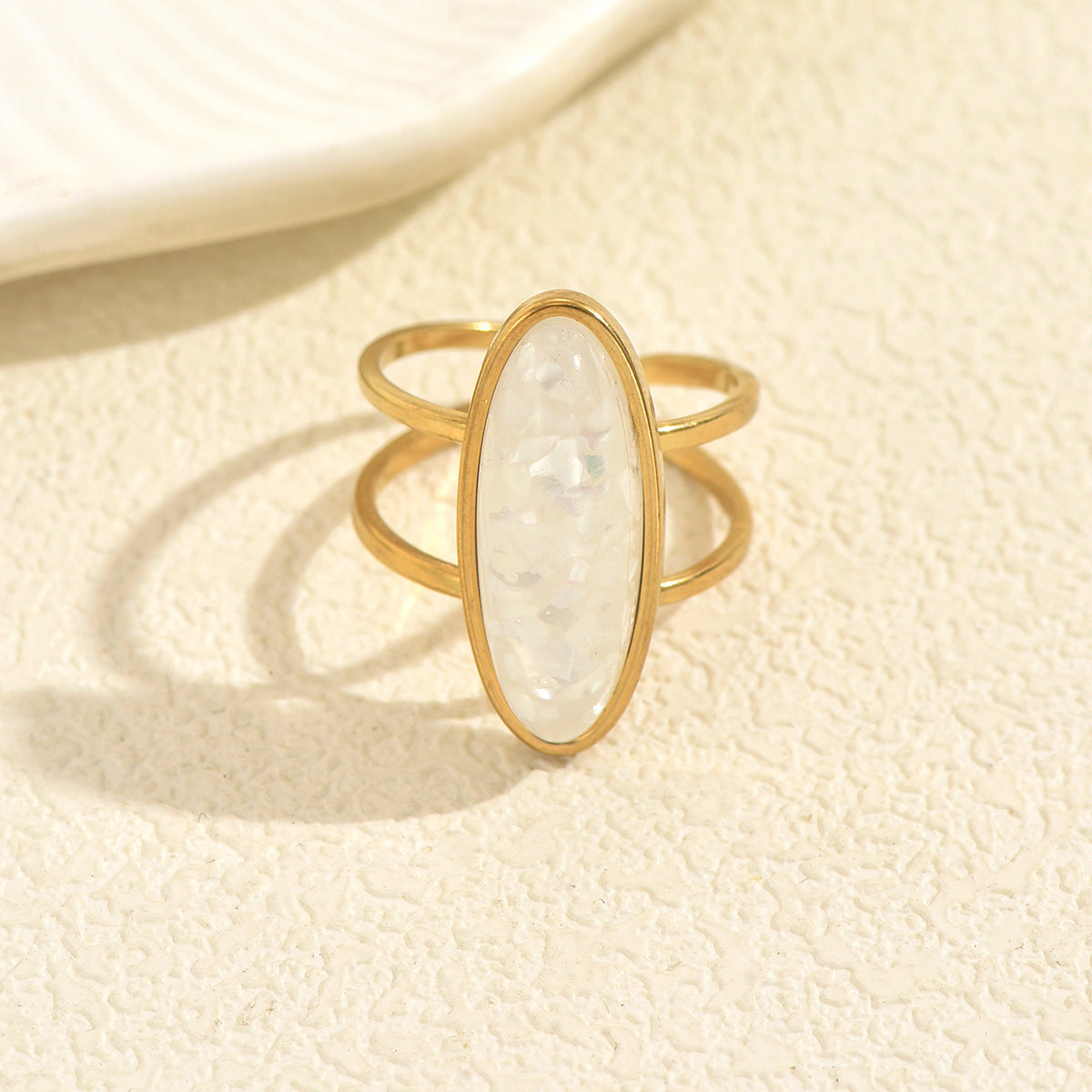 Gemstone open-ended women's ring