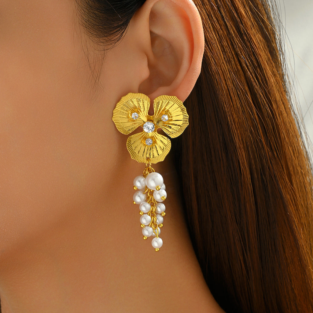 Pearl Flower Earrings