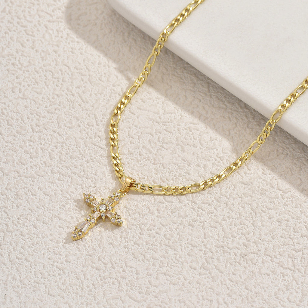 Cross pendant necklace